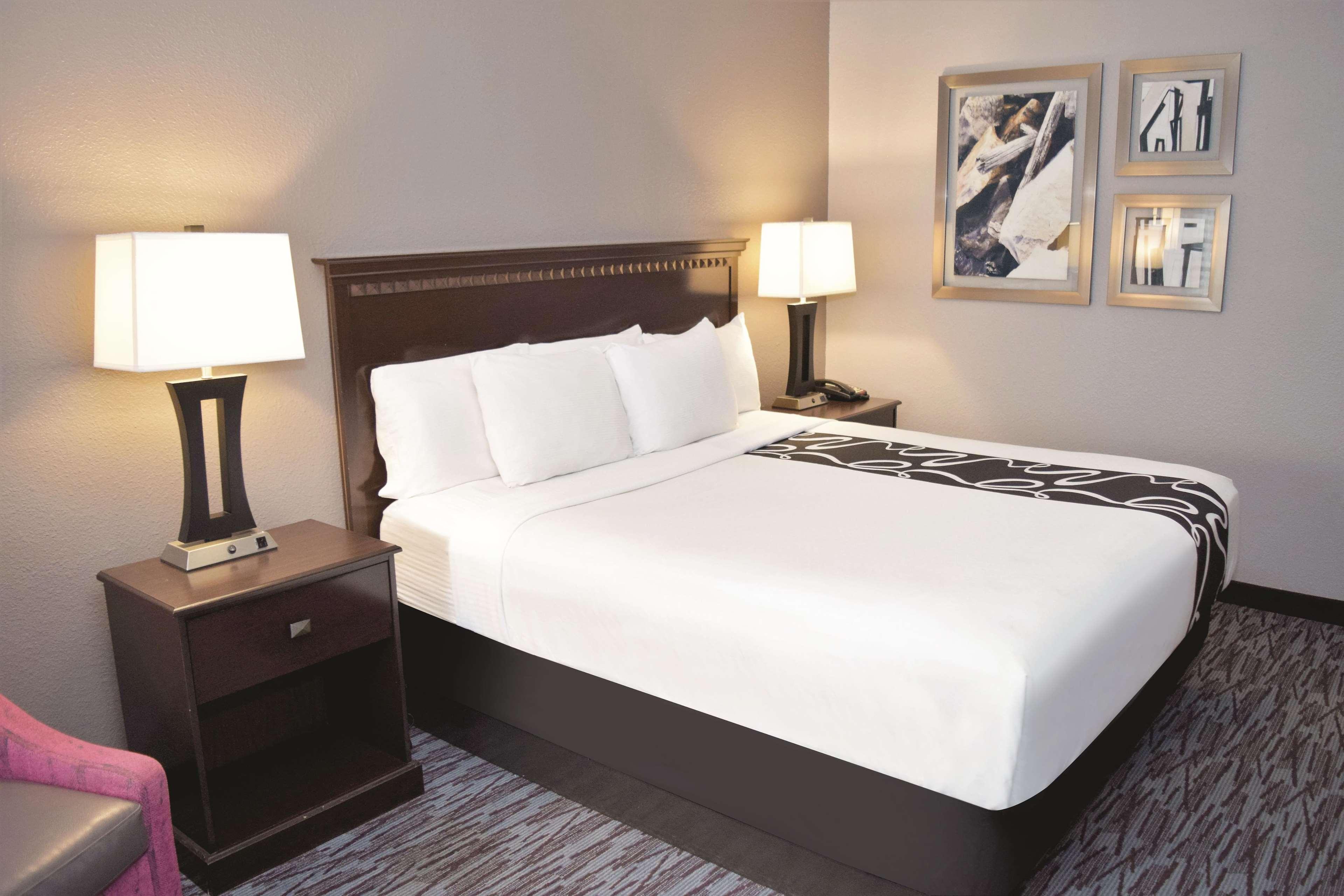 La Quinta By Wyndham Abilene Mall Bagian luar foto