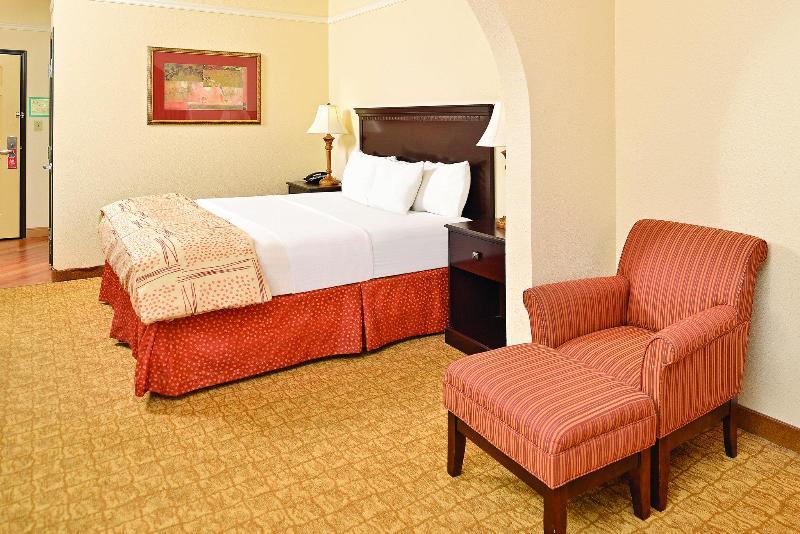 La Quinta By Wyndham Abilene Mall Bagian luar foto