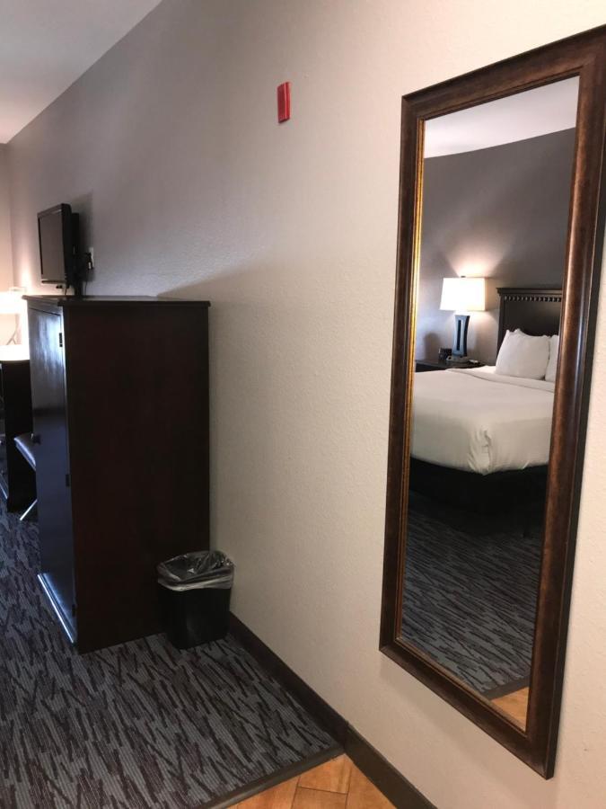 La Quinta By Wyndham Abilene Mall Bagian luar foto